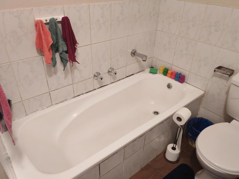 2 Bedroom Property for Sale in Northcliff Western Cape